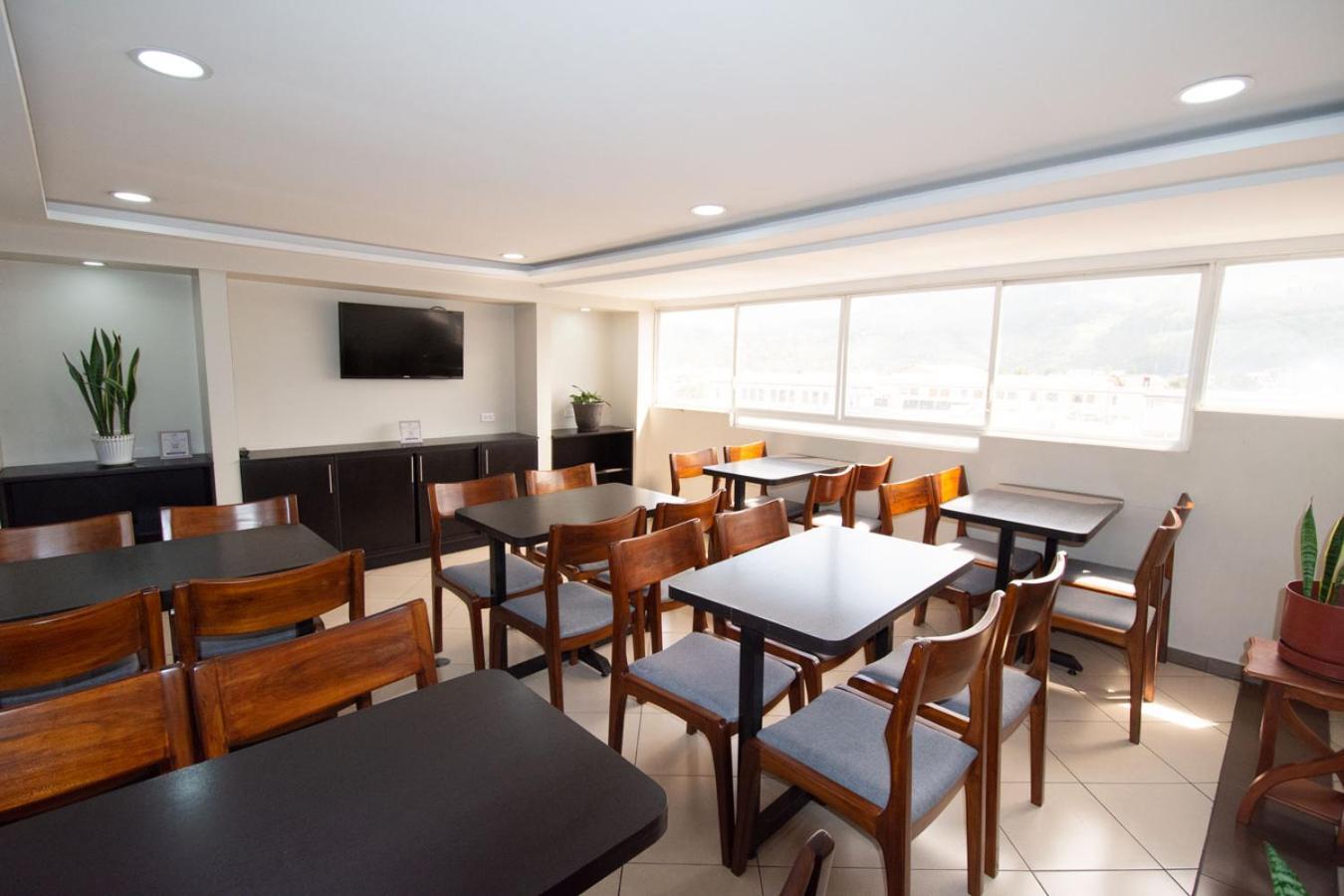 Hotel Plaza Victoria Ibarra Dış mekan fotoğraf