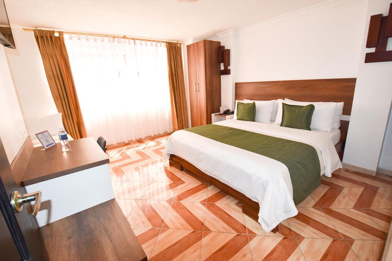 Hotel Plaza Victoria Ibarra Dış mekan fotoğraf