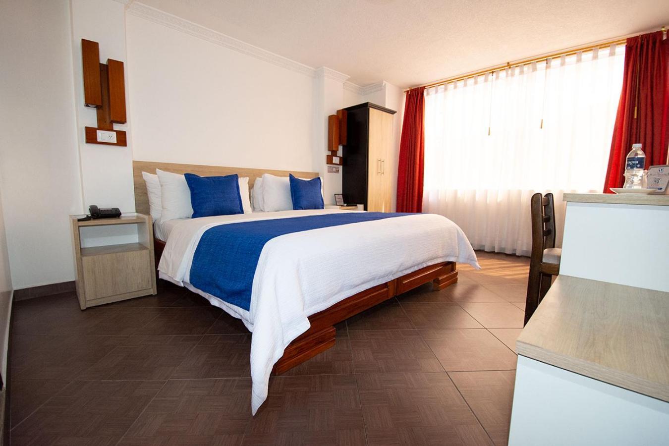 Hotel Plaza Victoria Ibarra Dış mekan fotoğraf