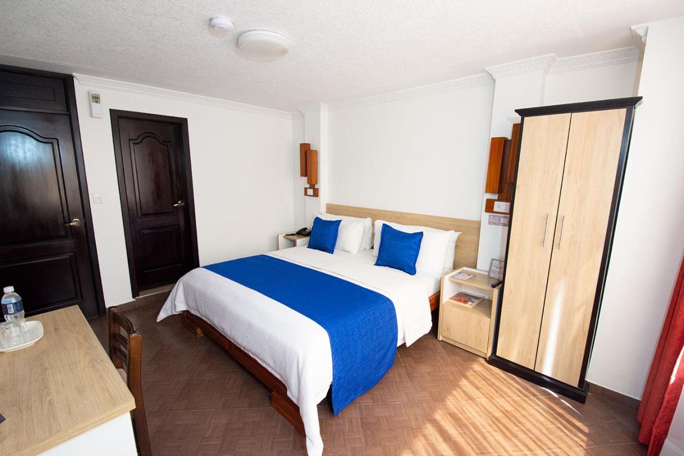 Hotel Plaza Victoria Ibarra Dış mekan fotoğraf