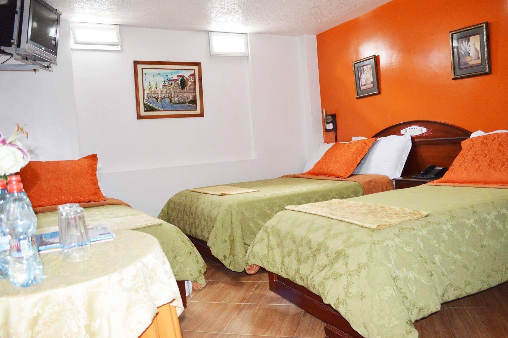 Hotel Plaza Victoria Ibarra Dış mekan fotoğraf